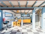 Outdoor kitchen